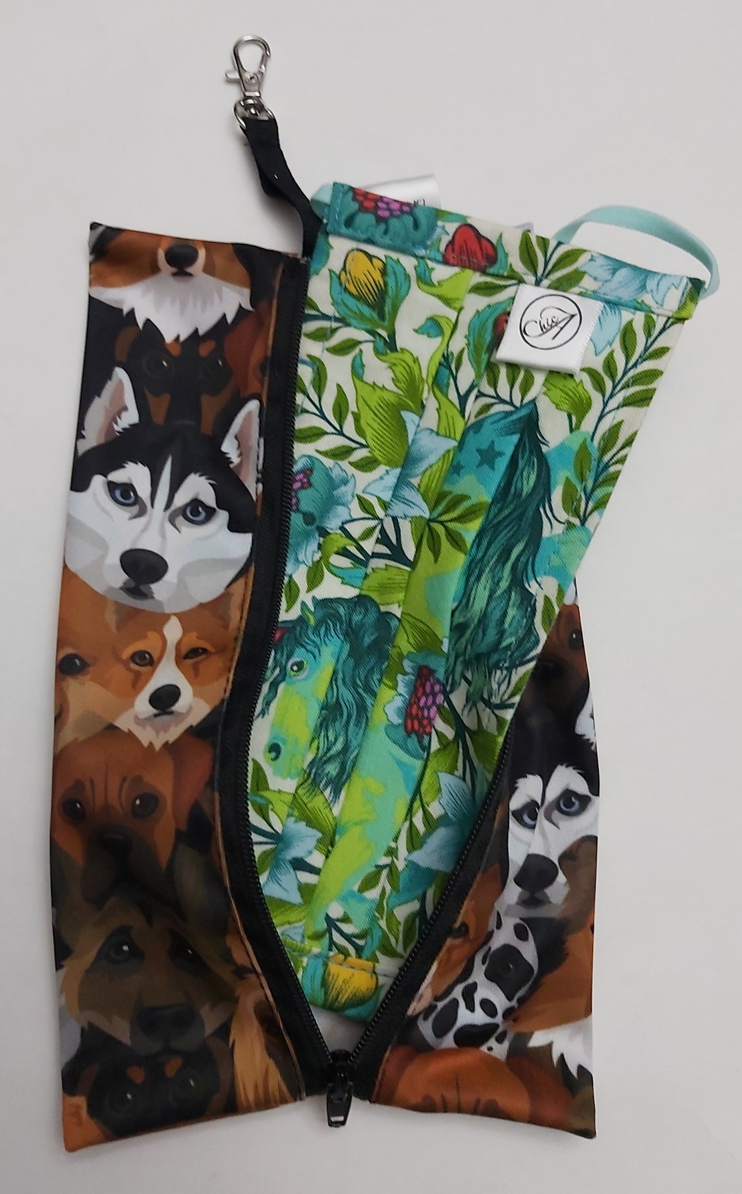 Etui imperméable pour masques