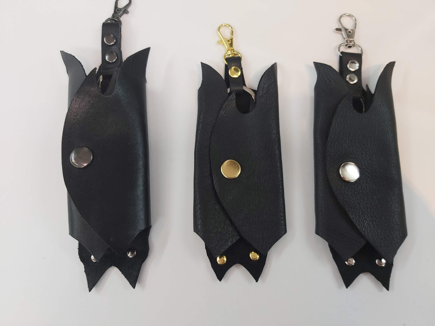 Porte clés en cuir chauve-souris