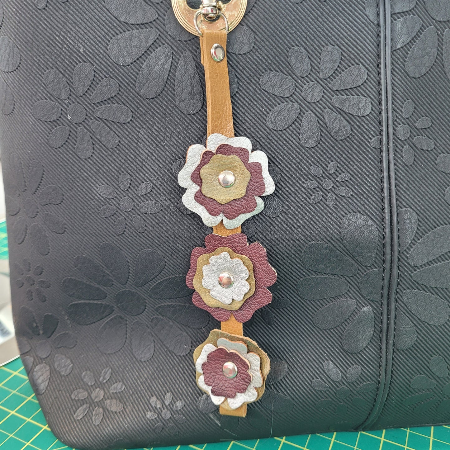 Dragonne en cuir pour sac à main