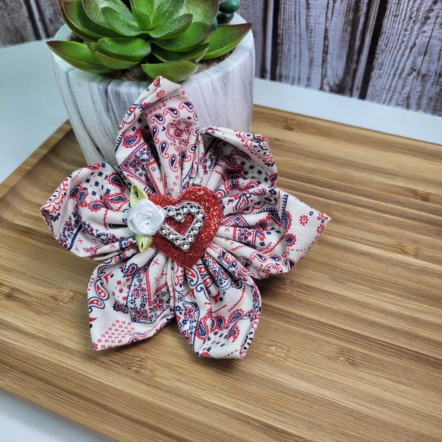 Grande fleur pour collier chien ou chat