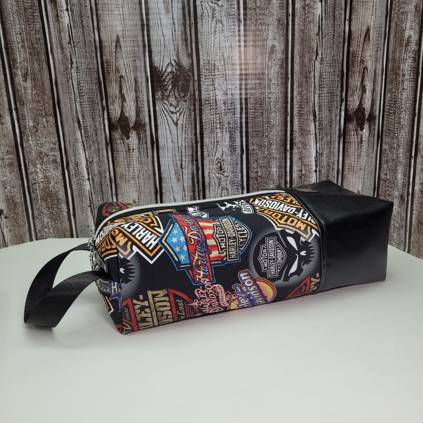 Trousse debout