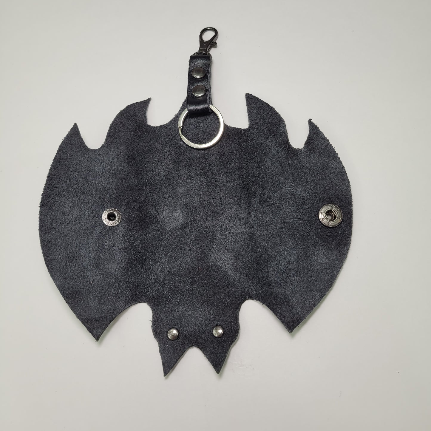 Porte clés en cuir chauve-souris