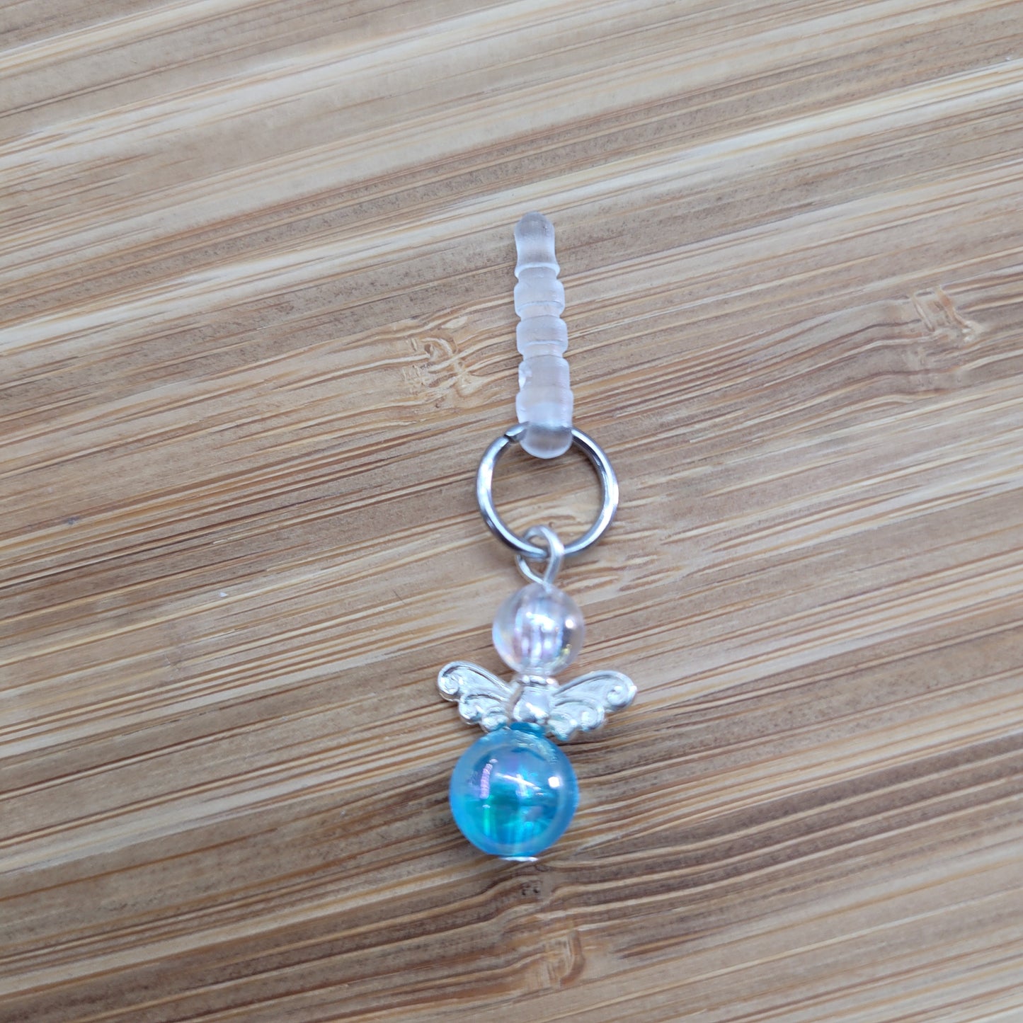 Pendentif ange pour cellulaire sur bouchon anti-poussière