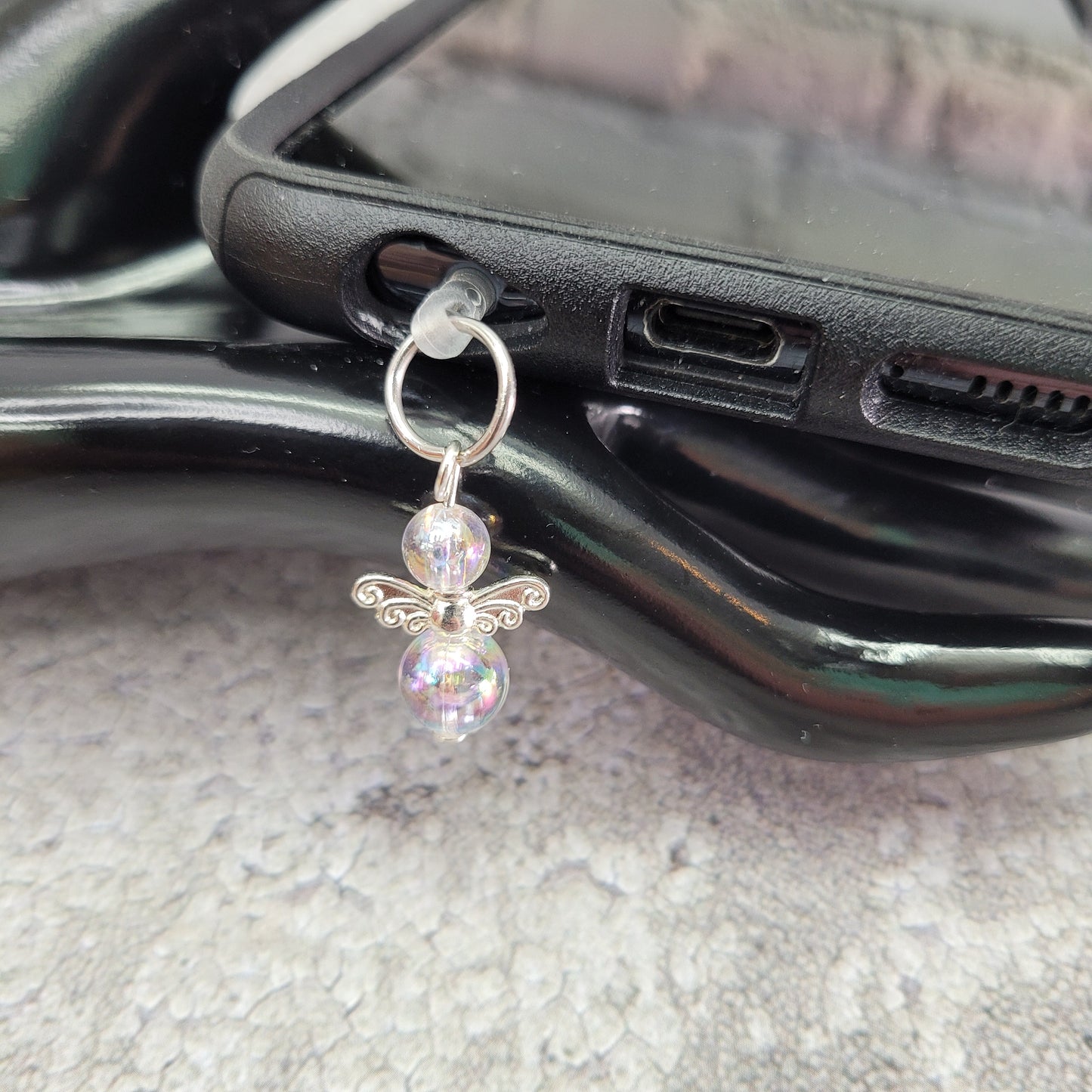 Pendentif ange pour cellulaire sur bouchon anti-poussière