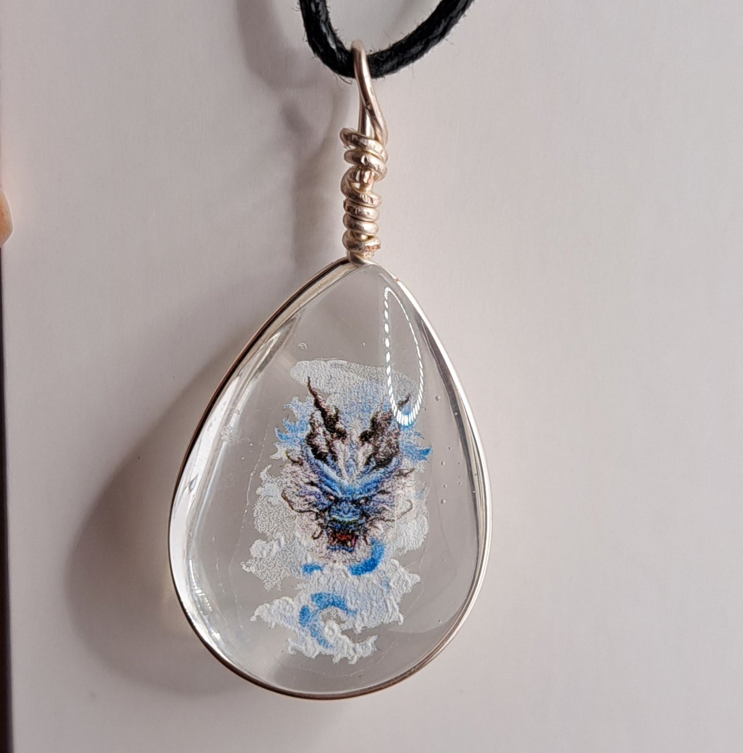 Collier avec perle de verre