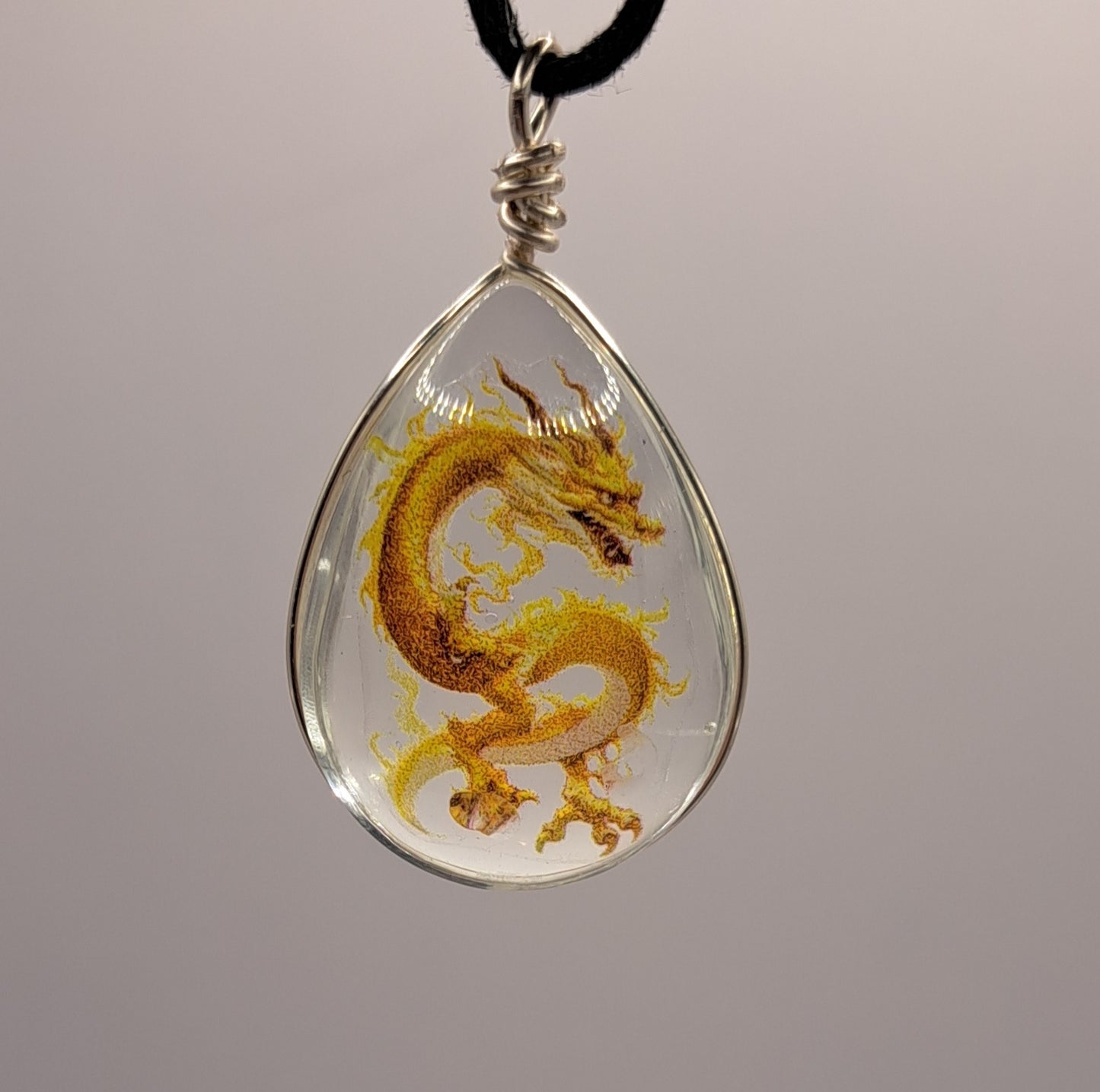Collier avec perle de verre