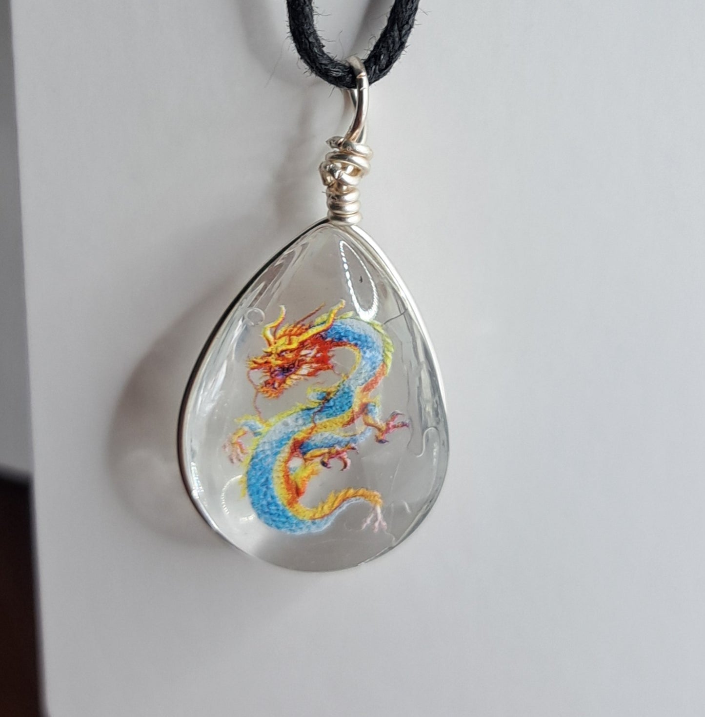 Collier avec perle de verre