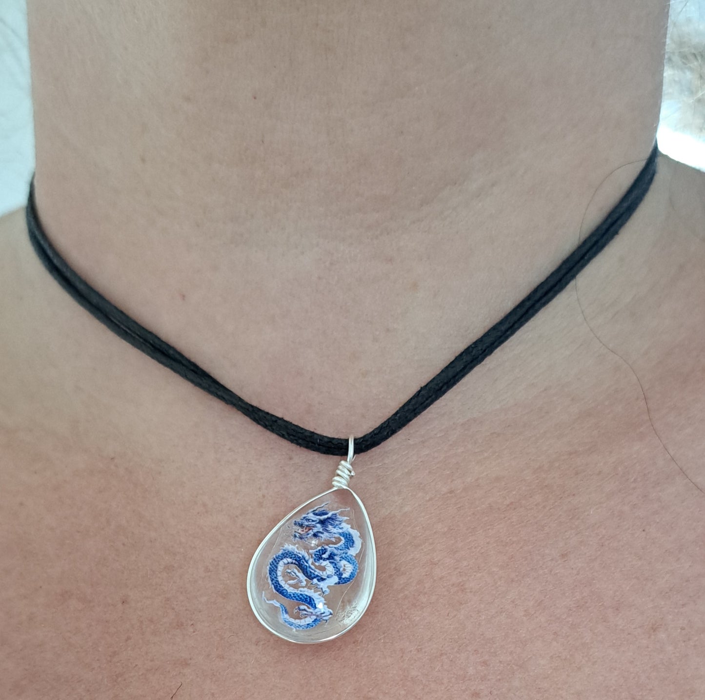 Collier avec perle de verre