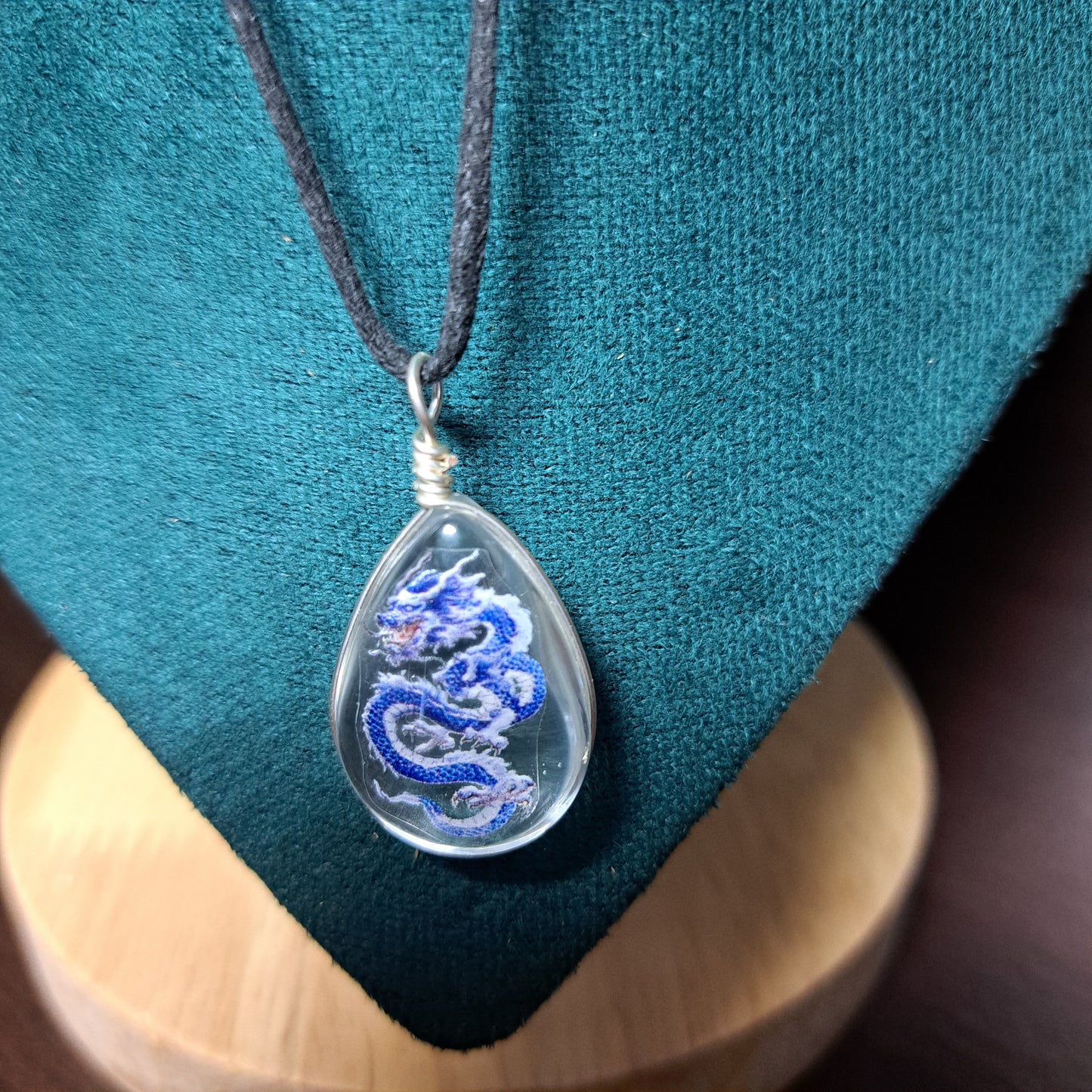 Collier avec perle de verre