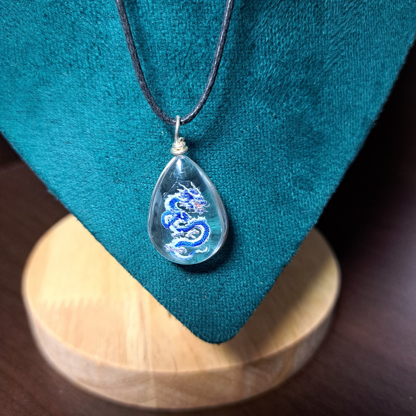 Collier avec perle de verre