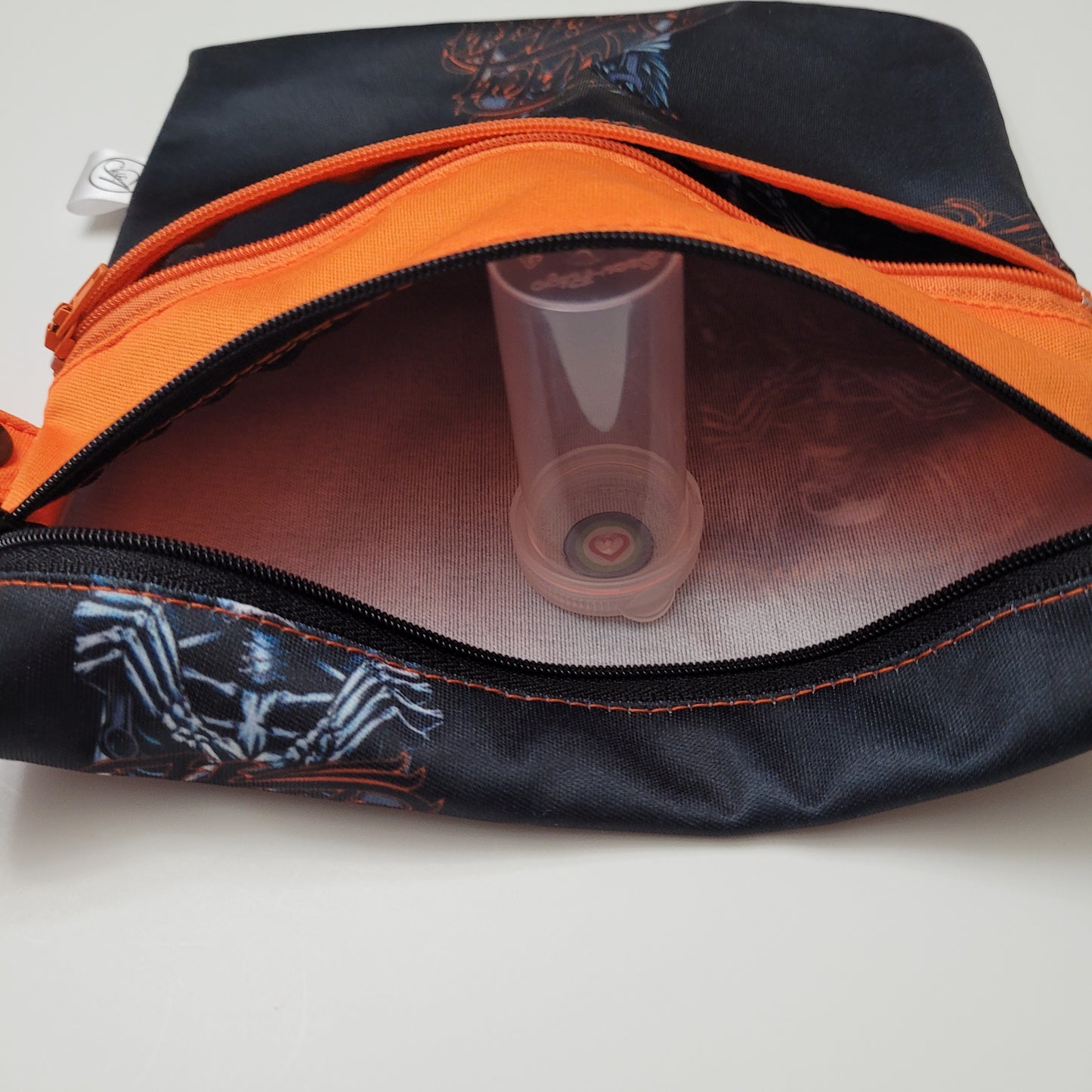 Sac imperméable à 2 compartiments distincts pour produits d'hygiènes (wetbag)