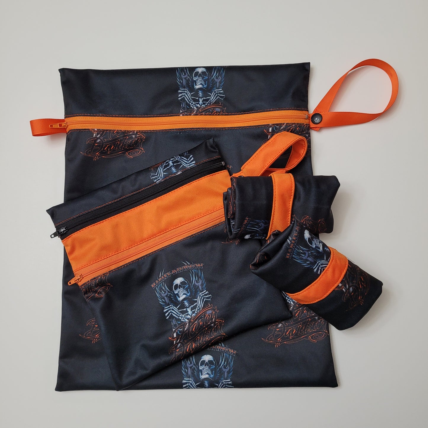 Sac imperméable à 2 compartiments distincts pour produits d'hygiènes (wetbag)