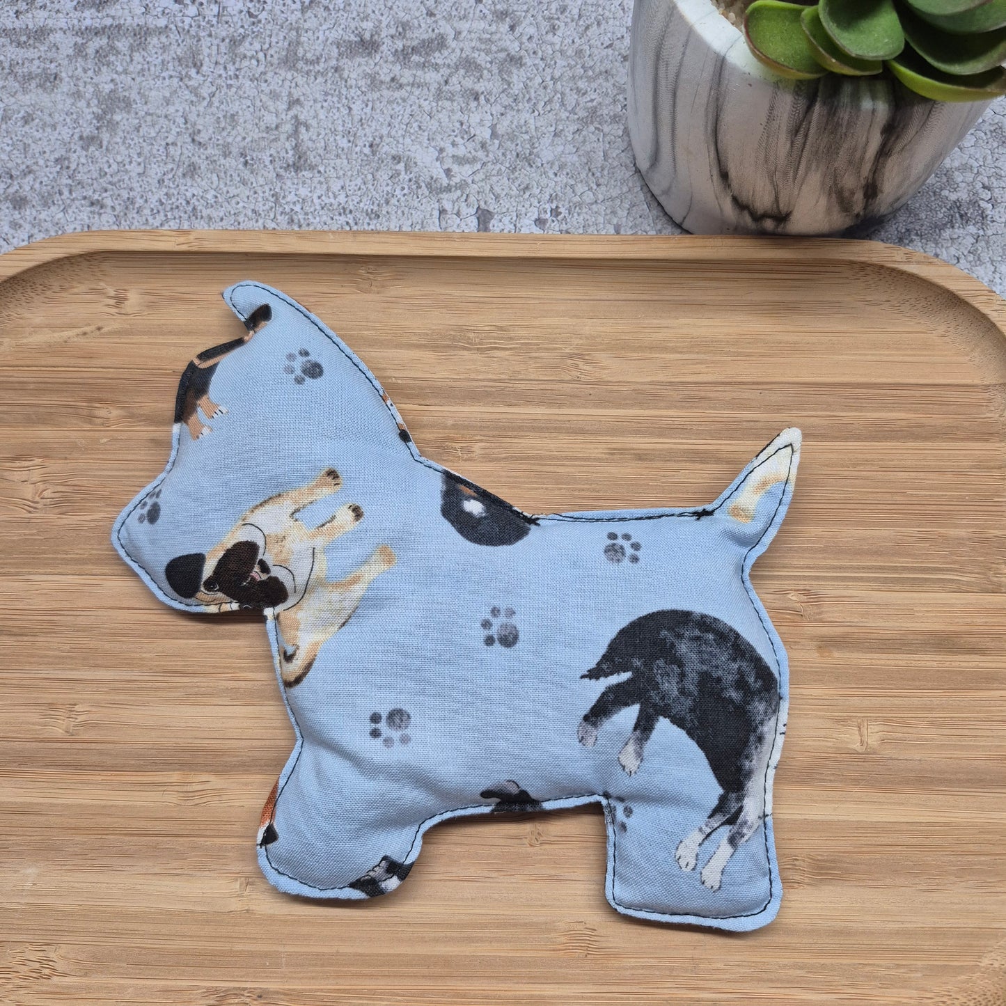 Bouillotte sèche en forme de chien