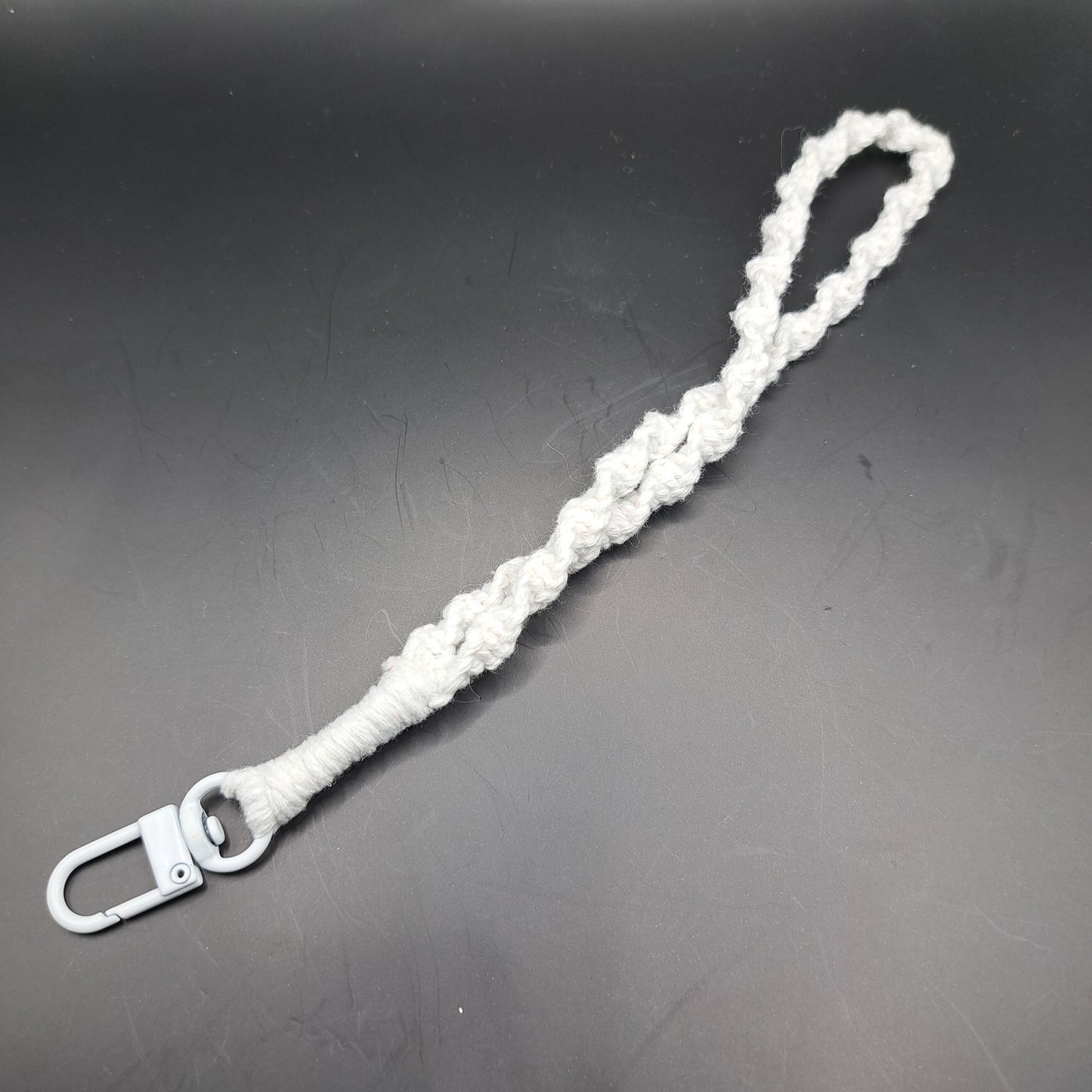 Dragonne en macramé