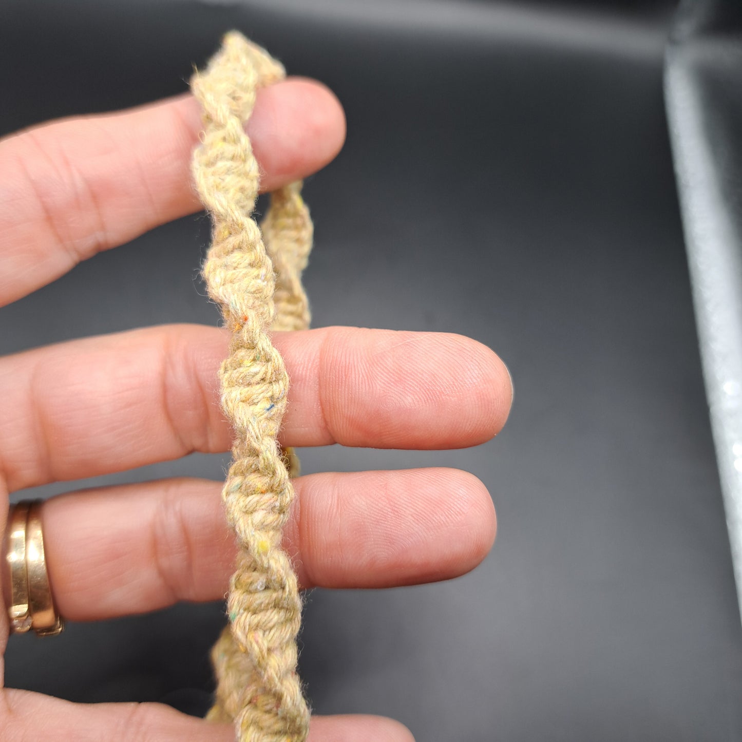 Dragonne en macramé