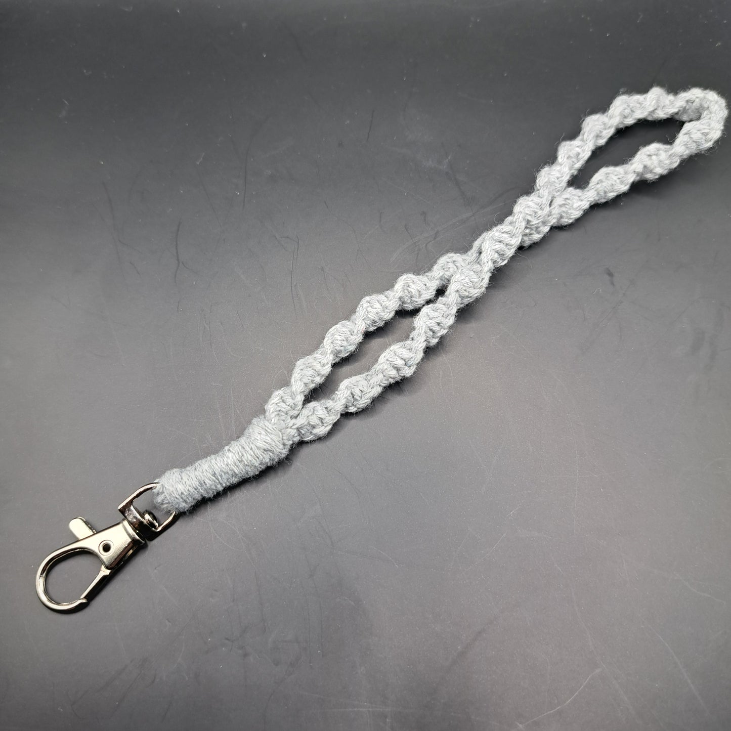 Dragonne en macramé
