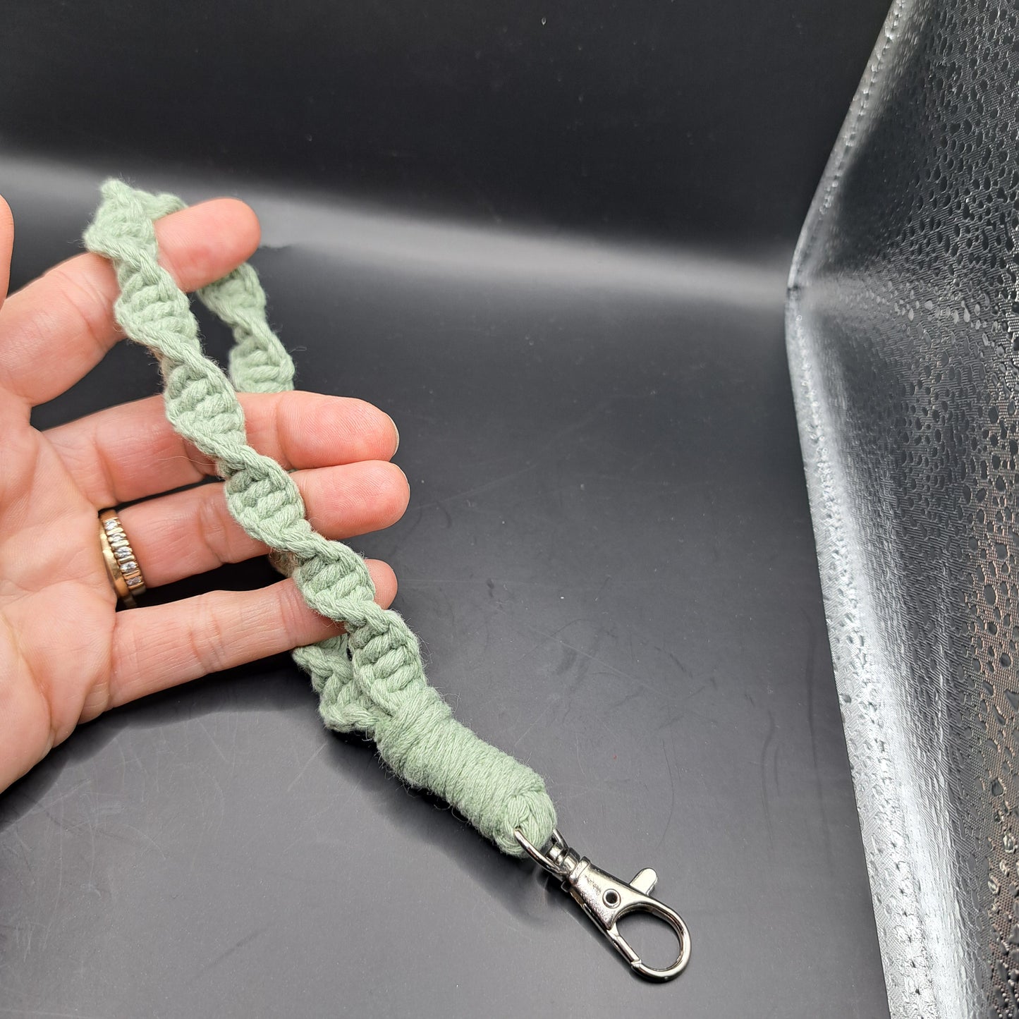 Dragonne en macramé