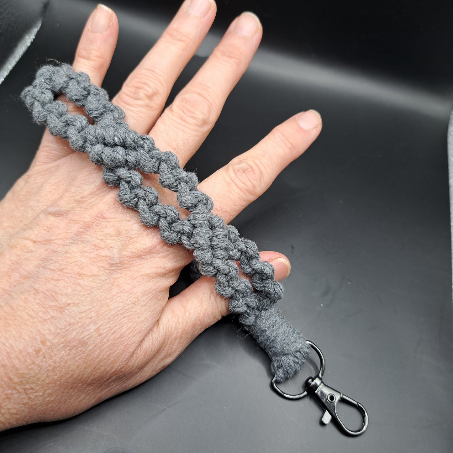Dragonne en macramé