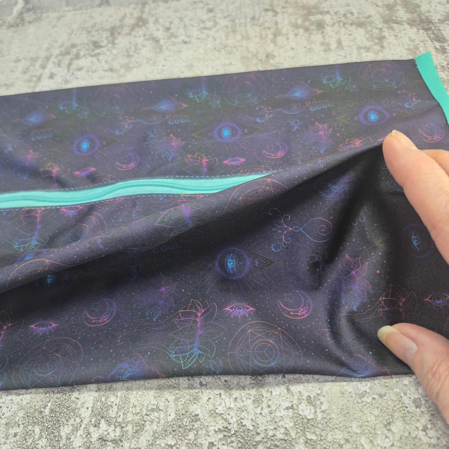 Sac à soufflets latéraux imperméable à multi-usage