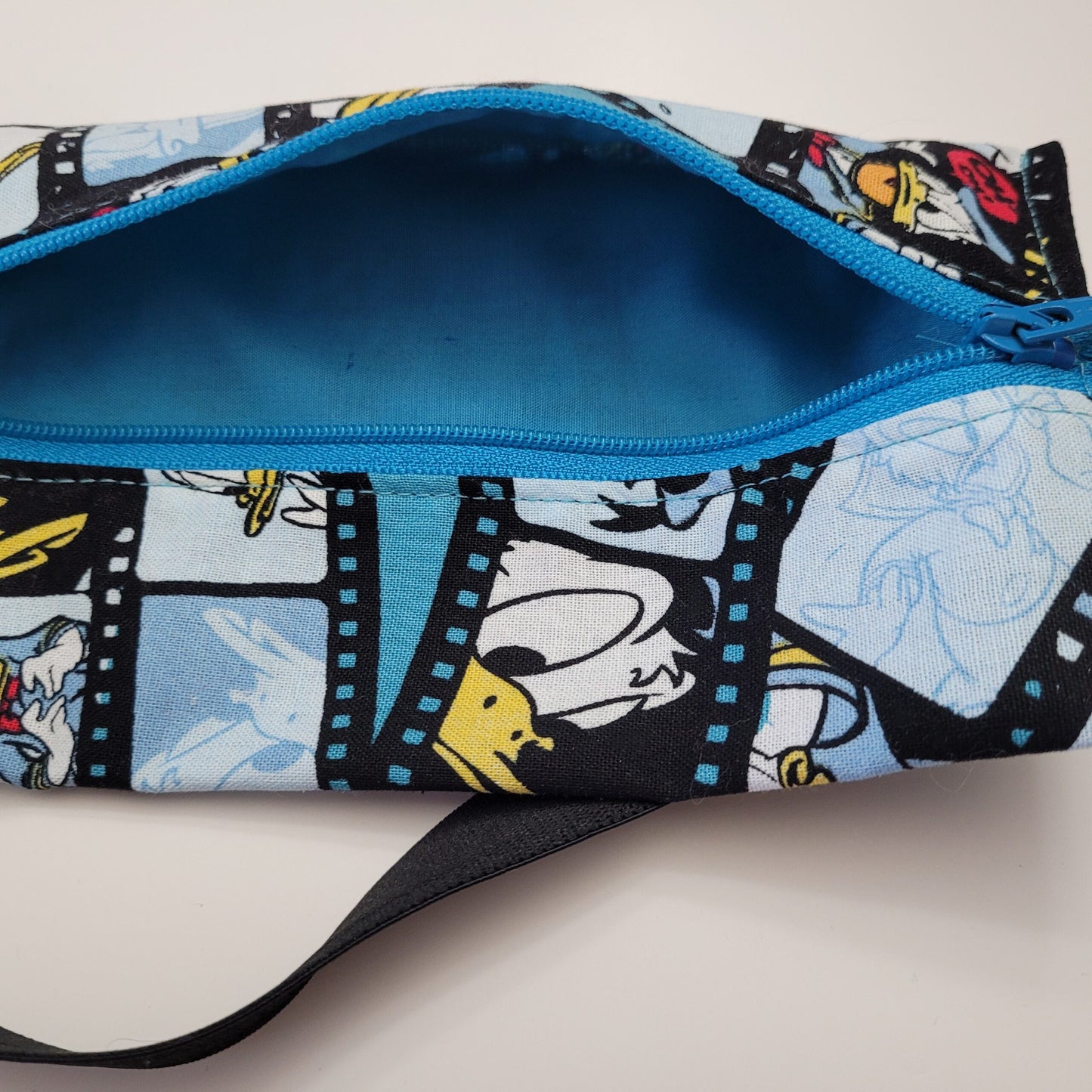 Etui à crayon pour cahier