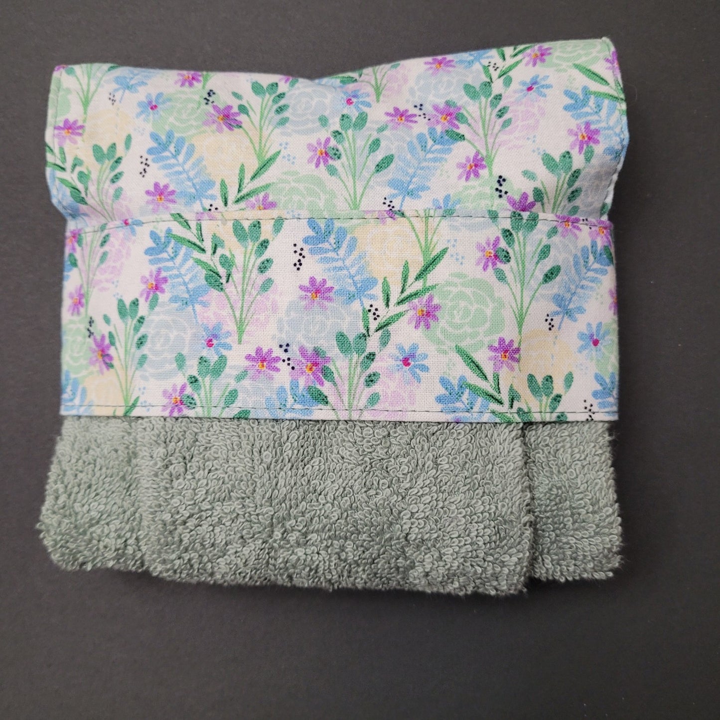 Serviette à suspendre
