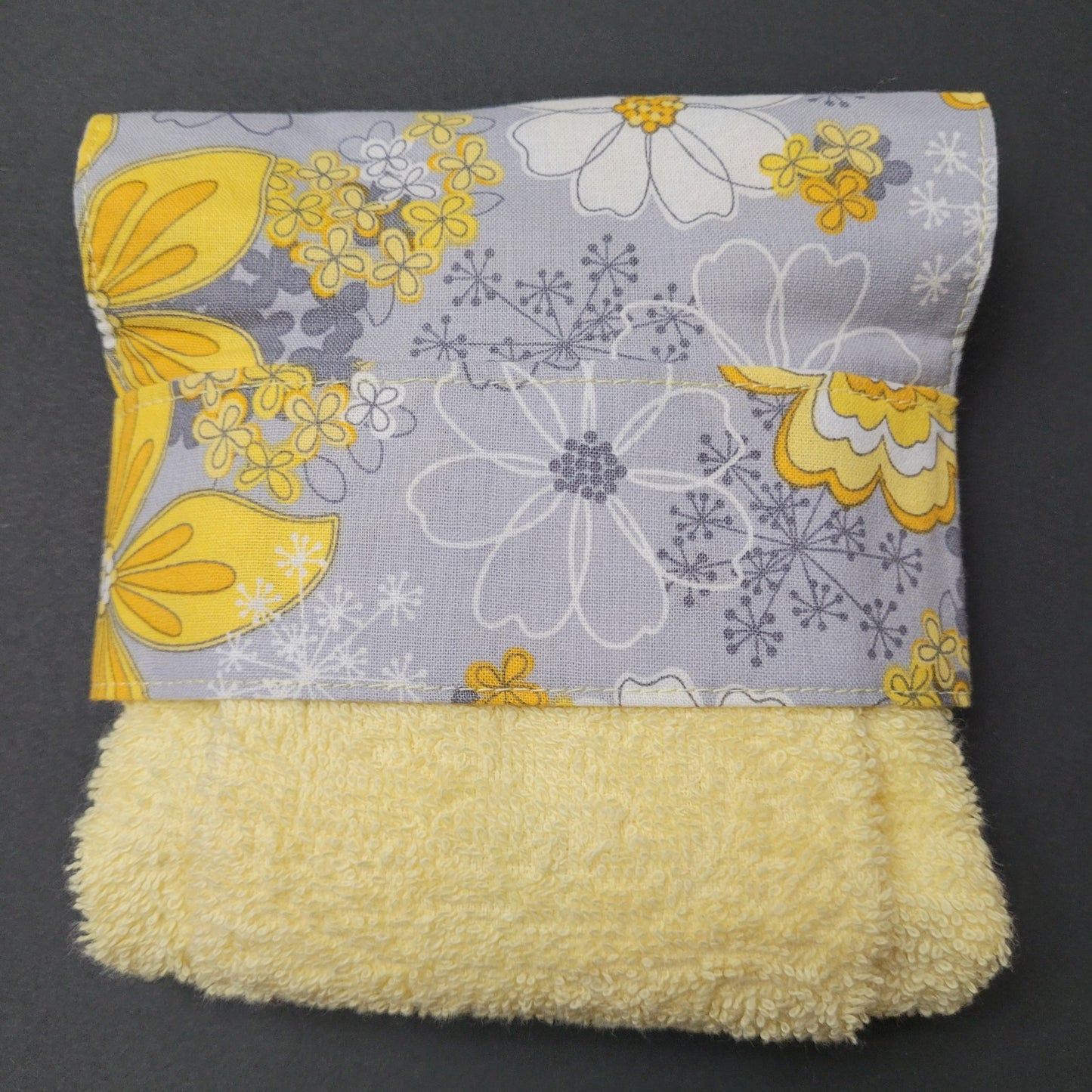 Serviette à suspendre