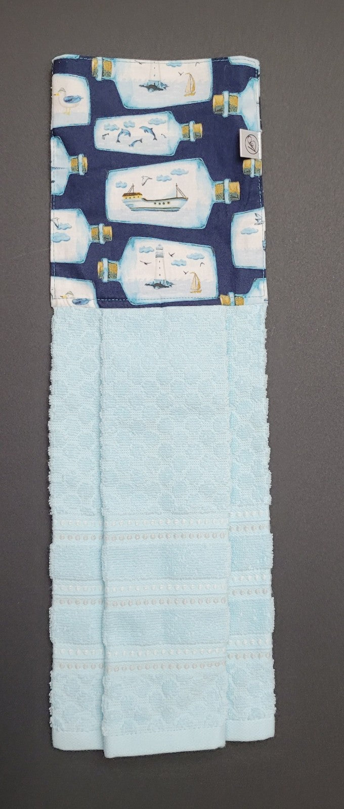 Serviette à suspendre