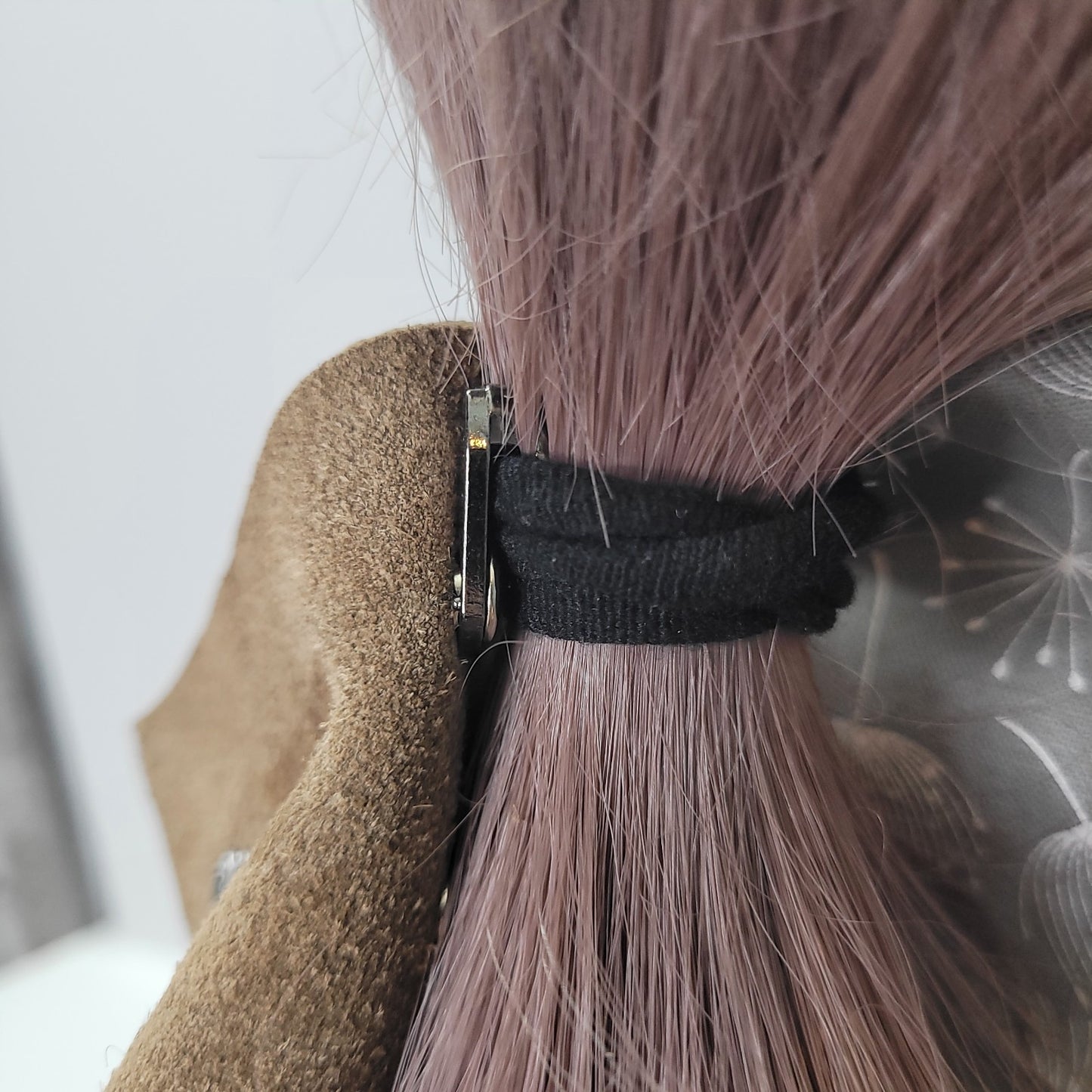 Hair glove