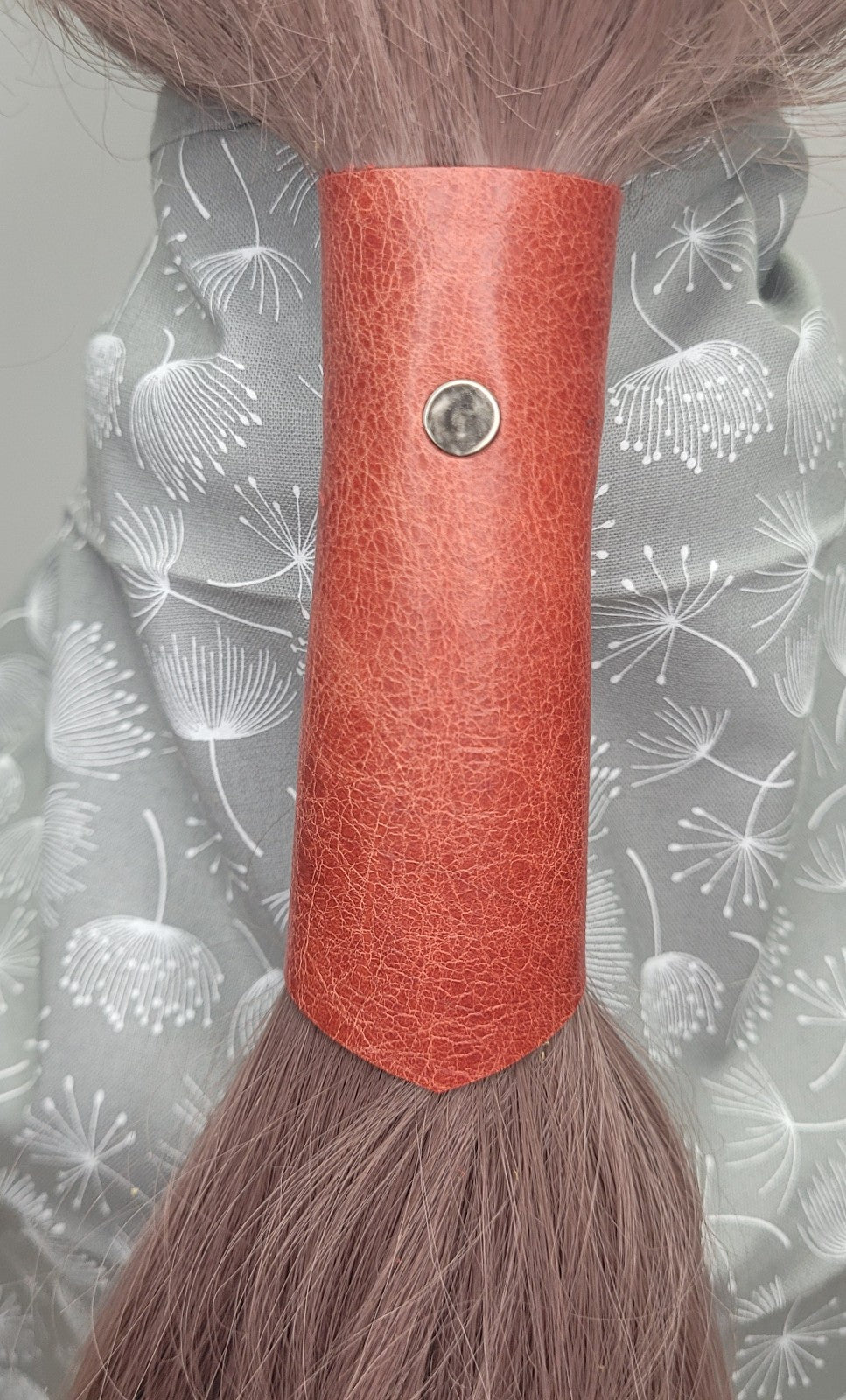 Hair glove