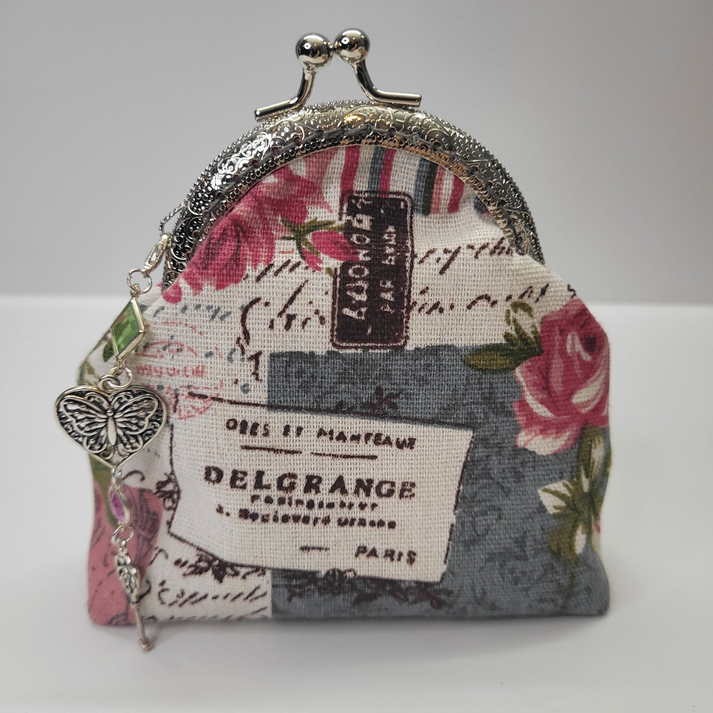 Sac à main avec fermeture à boucle