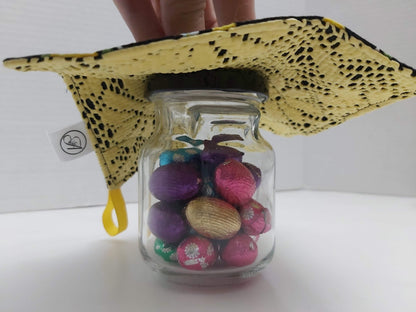 Ouvre pot (jar opener)