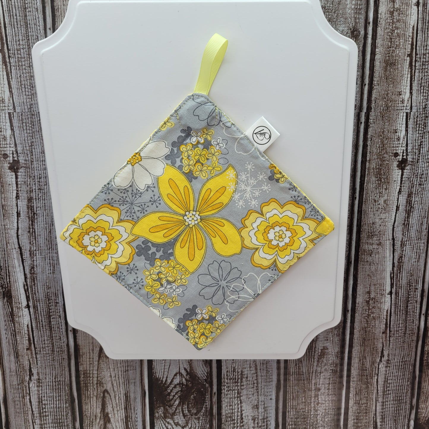 Ouvre pot (jar opener)