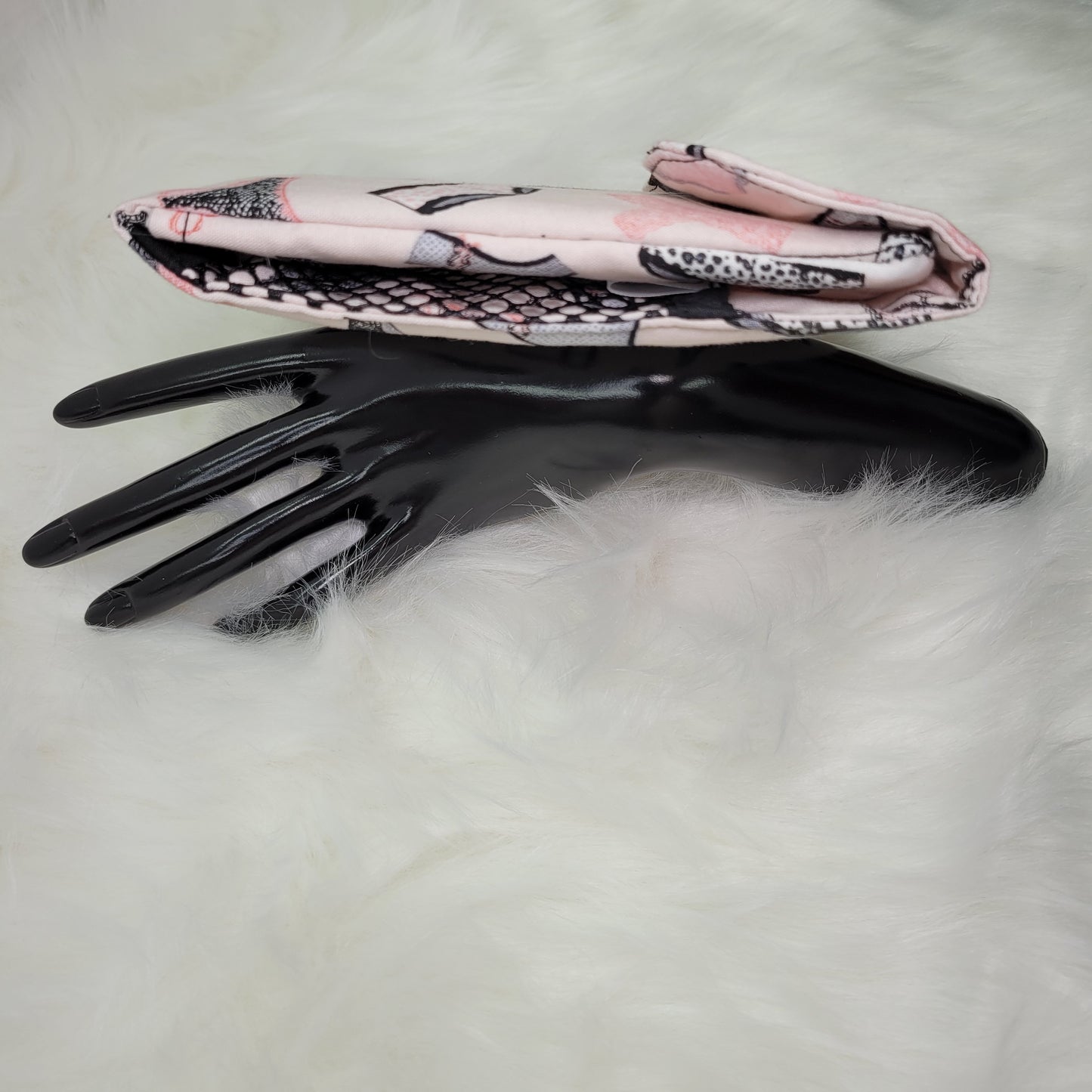 Grande trousse pour essentiels sanitaires