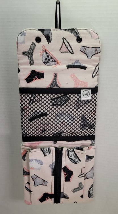 Grande trousse pour essentiels sanitaires