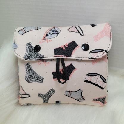 Grande trousse pour essentiels sanitaires