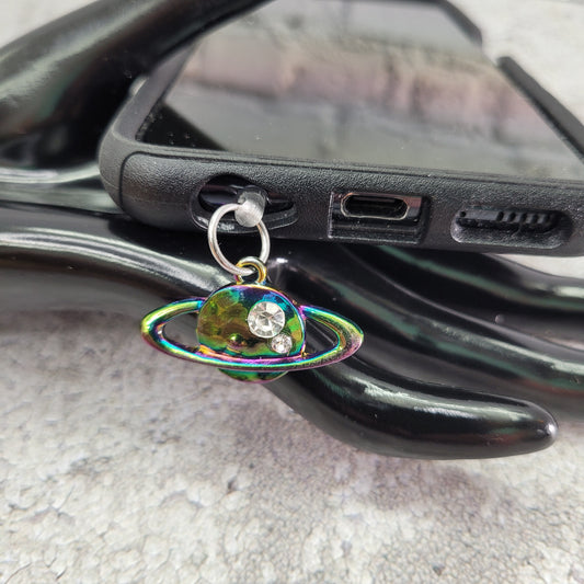 Pendentif pour cellulaire sur bouchon anti-poussière