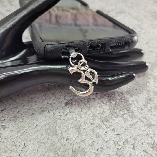 Pendentif pour cellulaire sur bouchon anti-poussière