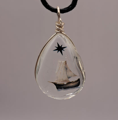 Collier avec perle de verre