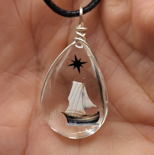 Collier avec perle de verre