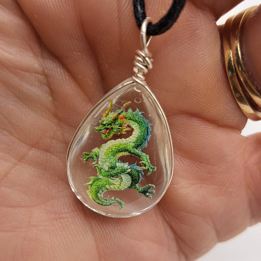 Collier avec perle de verre