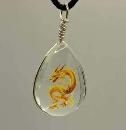 Collier avec perle de verre