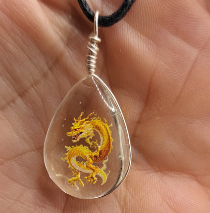 Collier avec perle de verre