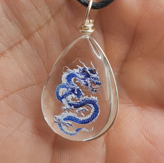 Collier avec perle de verre