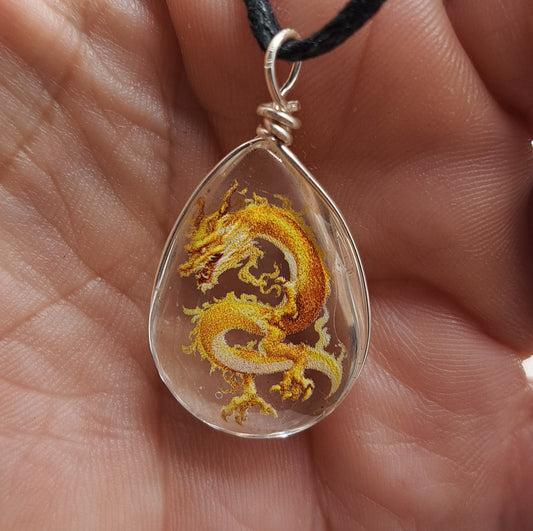 Collier avec perle de verre