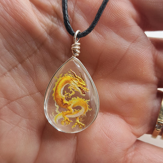 Collier avec perle de verre