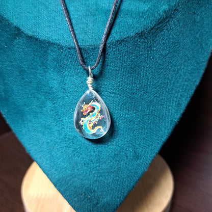 Collier avec perle de verre