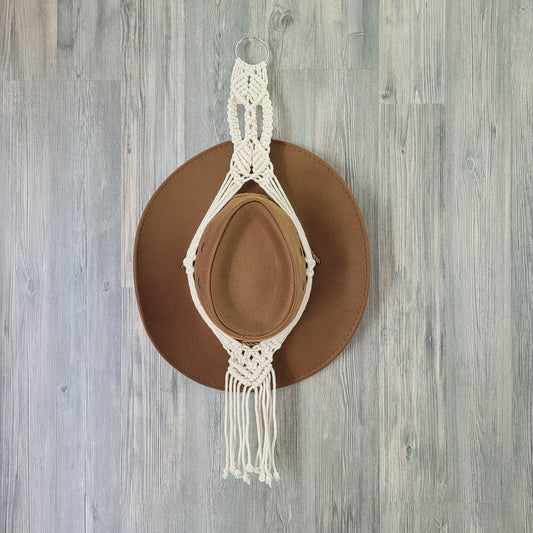 Support en macramé pour chapeau