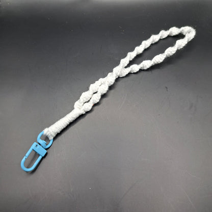 Dragonne en macramé