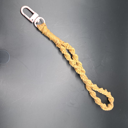 Dragonne en macramé