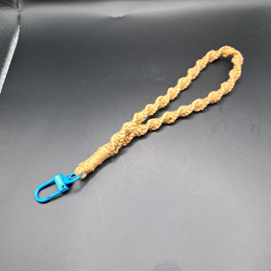 Dragonne en macramé